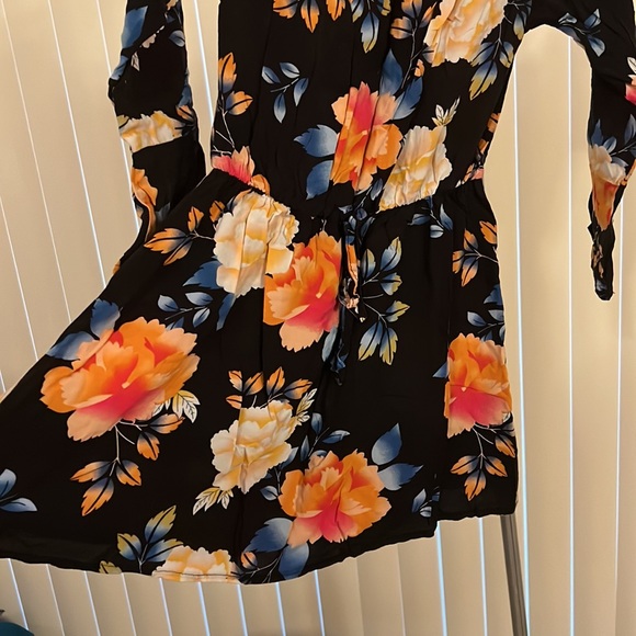 Gorgeous Floral Dress ÖFORI FASHION Size XS-S - Picture 7 of 7